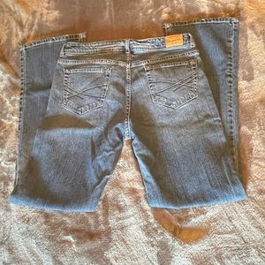 🔥3 for $15 Sale- EUC Aeropostale Chelsea Boot jeans size 8S